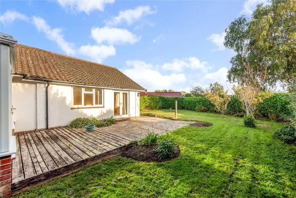 Priory Close, Boxgrove, PO18 photo 19