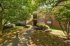 Hillcrest, King Harry Lane, St. Albans, AL3 photo 1