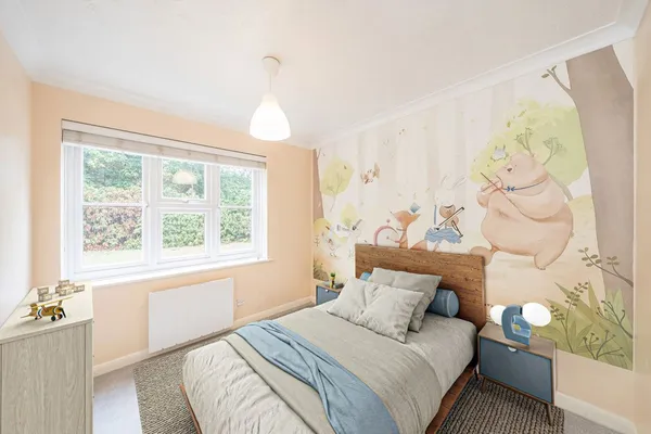 Queens Road, Weybridge, KT13 photo 5