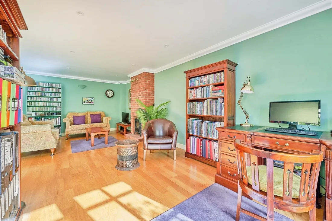 Property photo 8