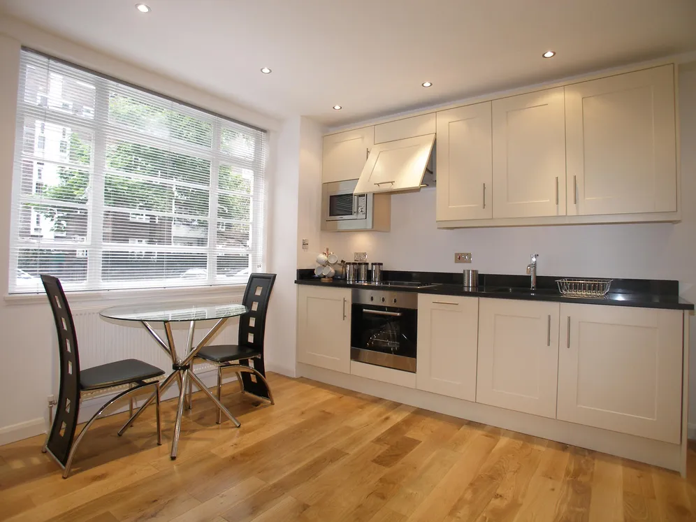 Sloane Avenue London SW3 photo 2