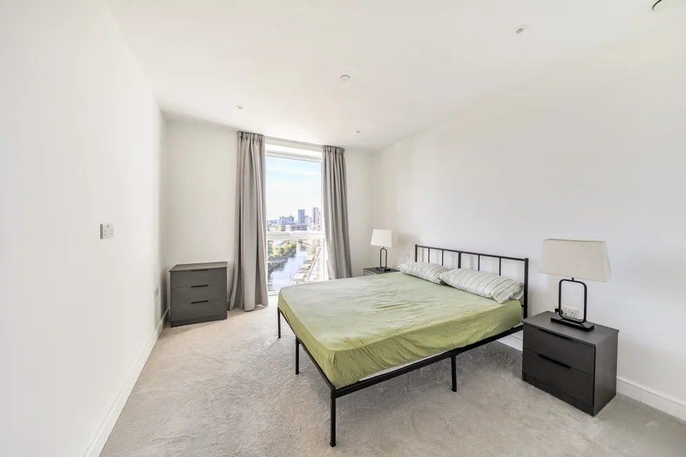 Beresford Avenue Wembley HA0 photo 6