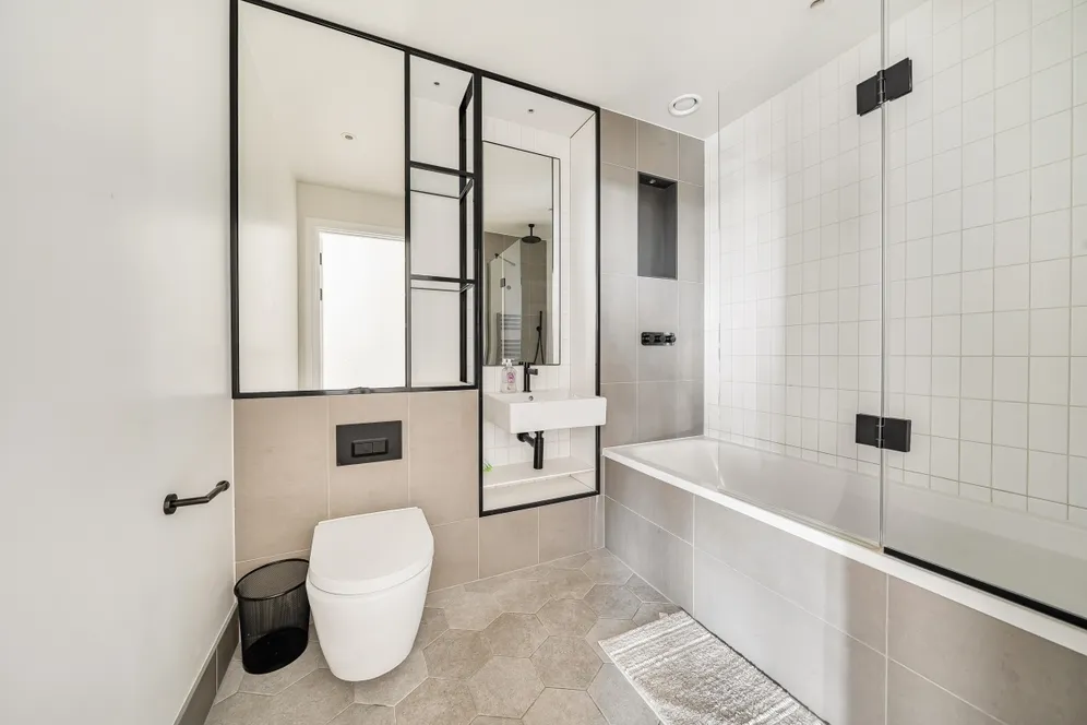 Beresford Avenue Wembley HA0 photo 7