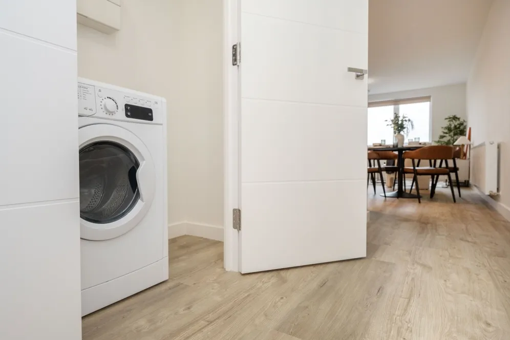 Elmsleigh Road Staines-upon-Thames TW18 photo 8
