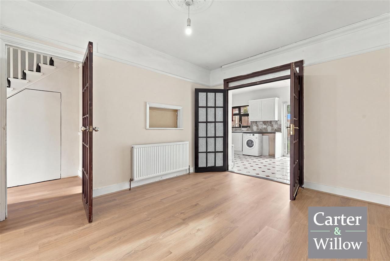 Netherfield Gardens, Barking, Essex Image 6
