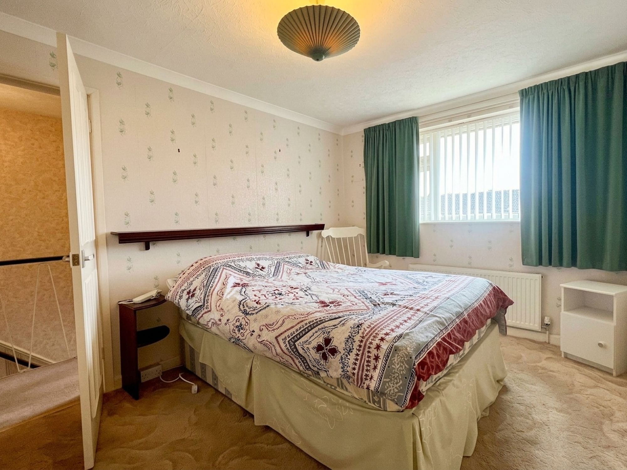 Blackthorn Gardens, Taunton - NO onward chain! Image 4