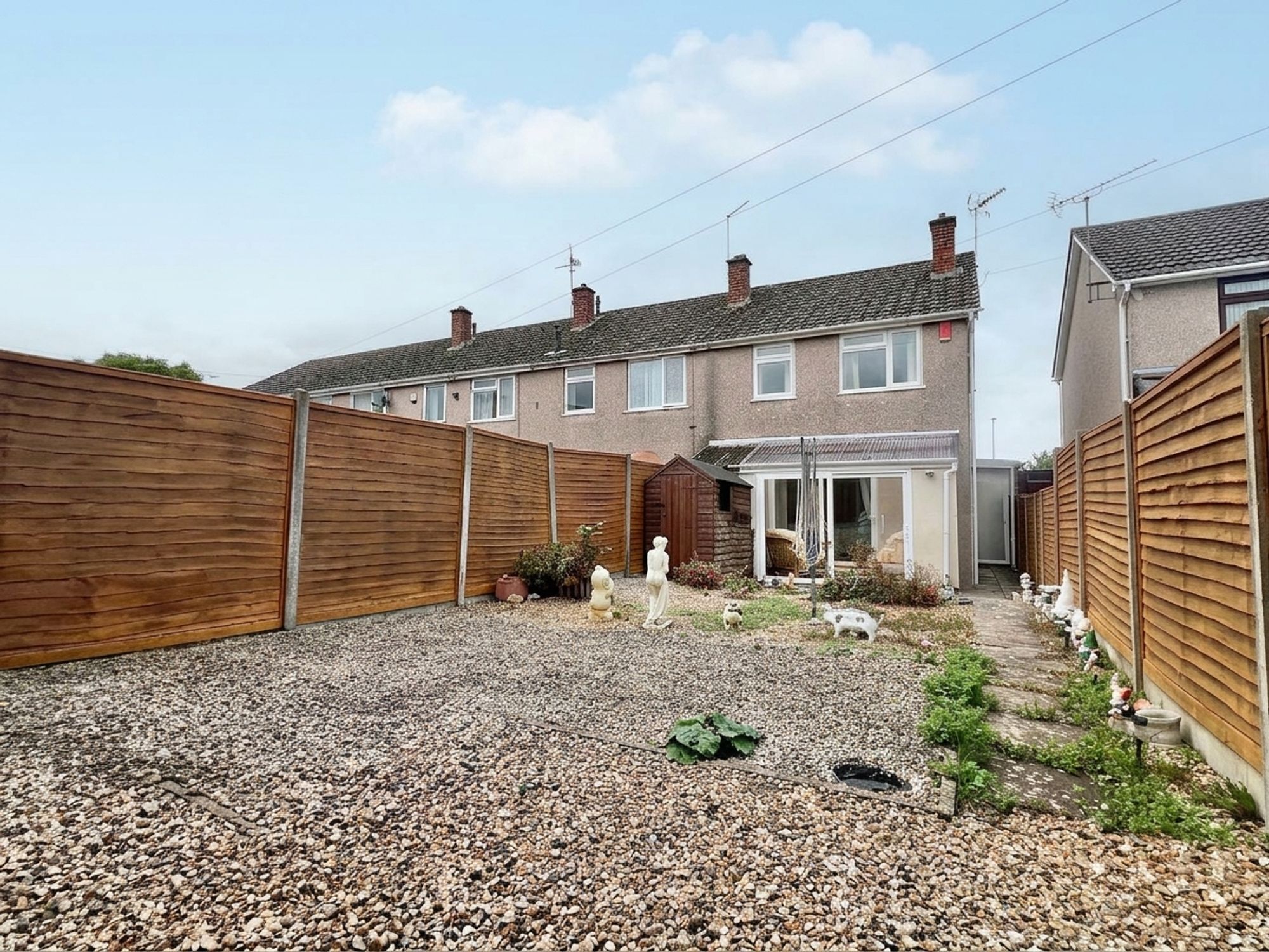Blackthorn Gardens, Taunton - NO onward chain! Image 21