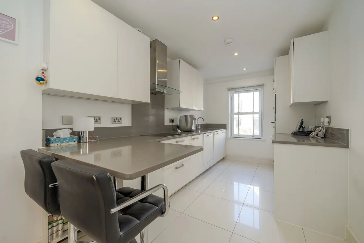 Holford Way, London, SW15 photo 4
