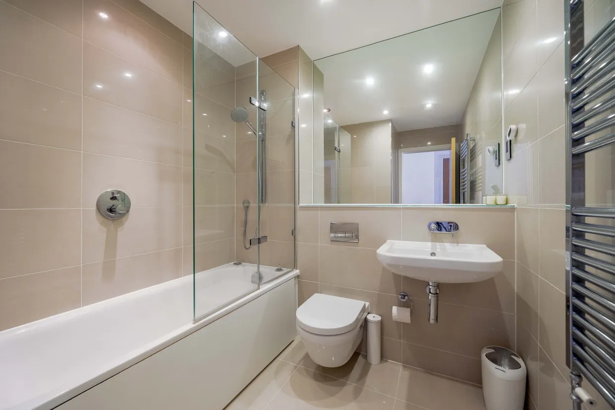 Holford Way, London, SW15 photo 10