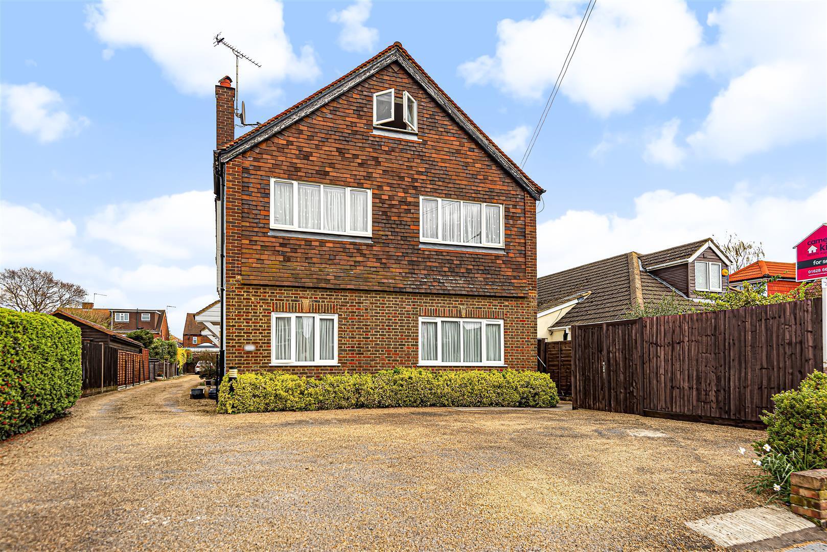 Lower Cippenham Lane, Cippenham Image 1