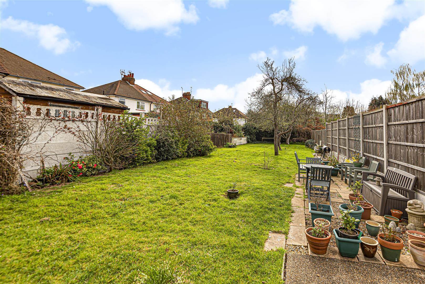 Lower Cippenham Lane, Cippenham Image 7