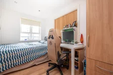 Seven Kings Way, Kingston Upon Thames, KT2 photo 9
