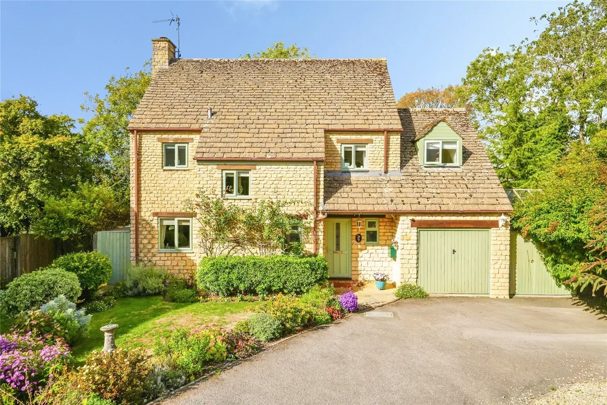 Orchard Bank, Great Rissington, Cheltenham, Gloucestershire, GL54