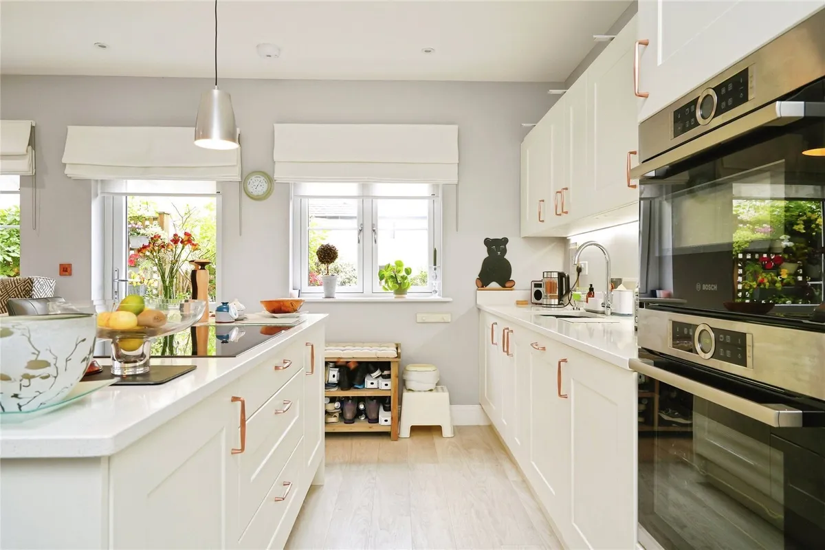 Forest Grove, Burford, Oxfordshire, OX18