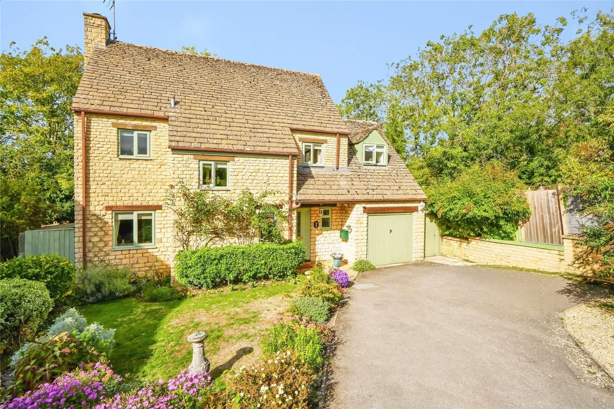 Orchard Bank, Great Rissington, Cheltenham, Gloucestershire, GL54