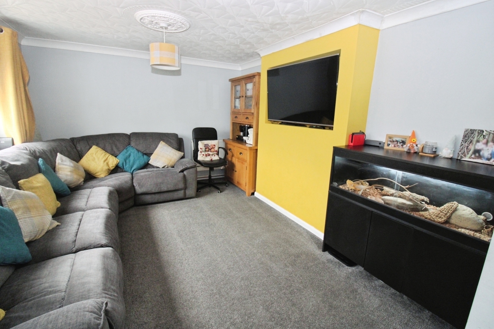 Neatshead Garth, Bransholme, Hull Image 3