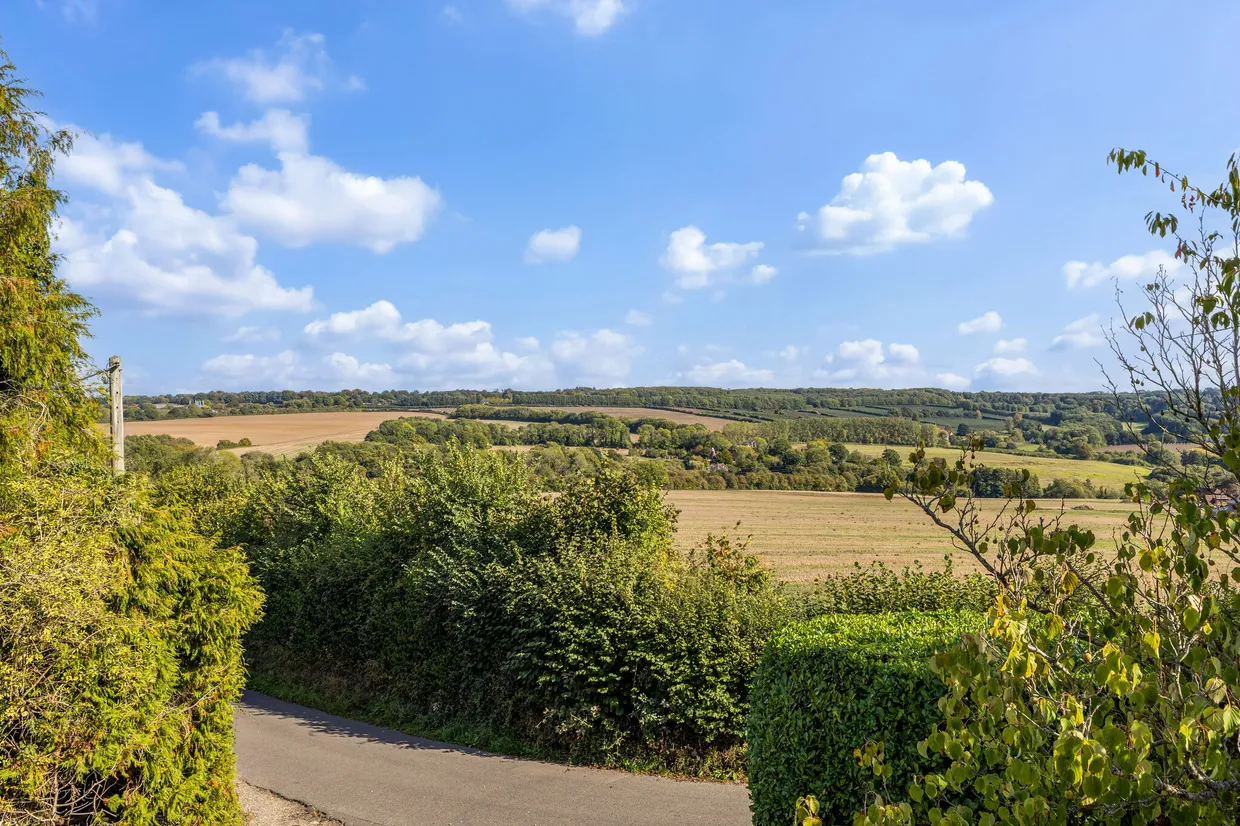 Bourne Lane, Plaxtol, Sevenoaks, TN15 photo 11