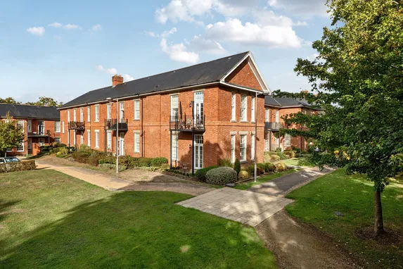 Glanville Way, Epsom, KT19