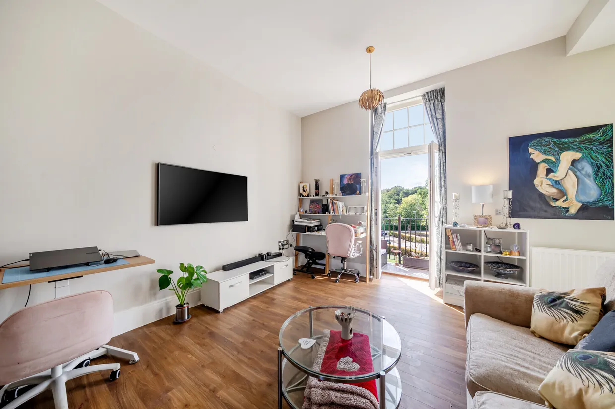 Glanville Way, Epsom, KT19 photo 2
