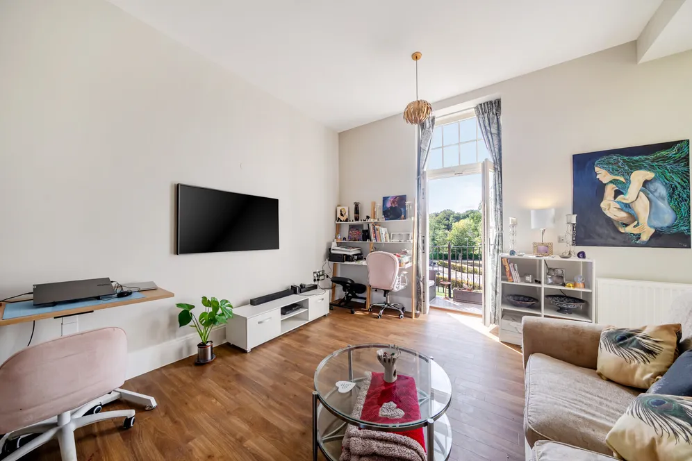 Glanville Way, Epsom, KT19 photo 2