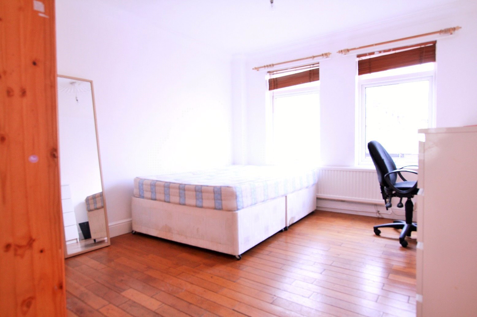 Brabazon Street, London, E14 Image 6