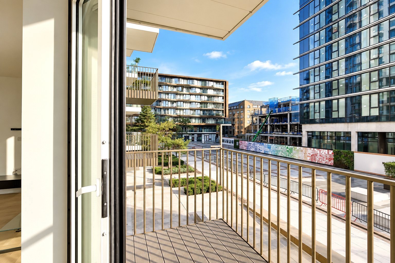 Ariel House, London Dock, Wapping, E1W Image 7