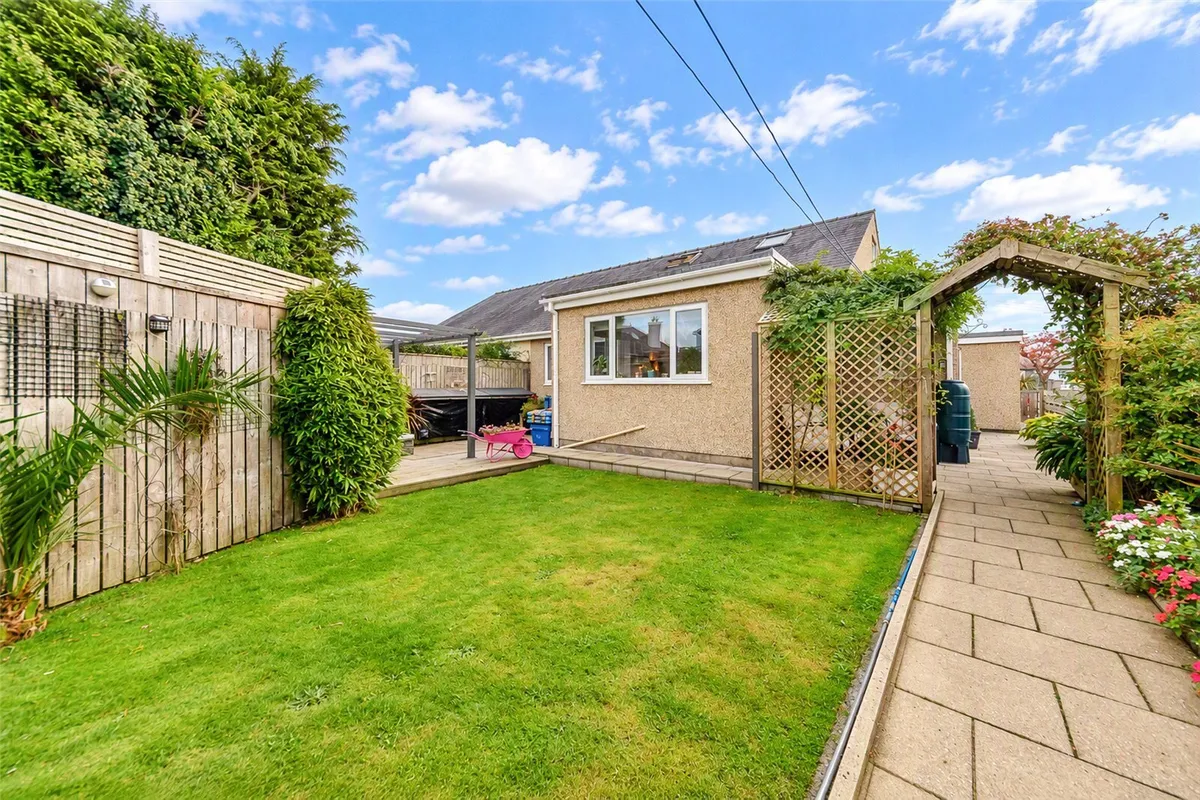 Mountain View, Llanrug, Caernarfon, Gwynedd, LL55