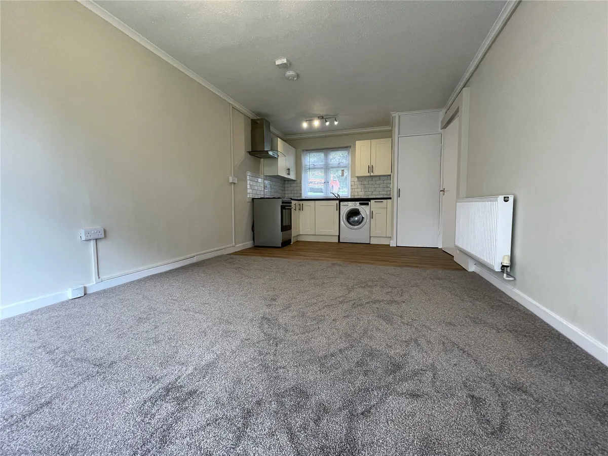 Ffordd Garnedd, Y Felinheli, Gwynedd, LL56