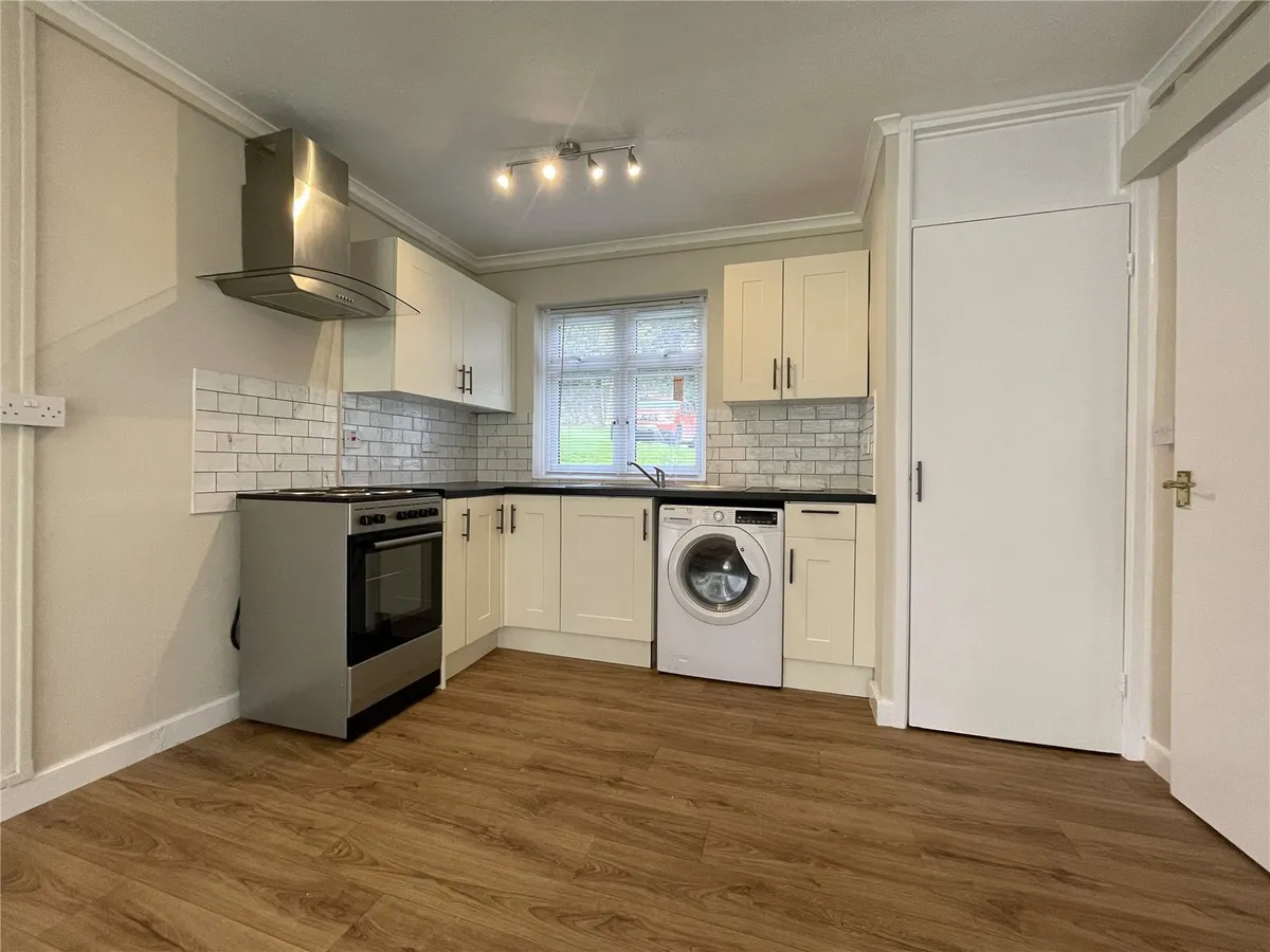 Ffordd Garnedd, Y Felinheli, Gwynedd, LL56