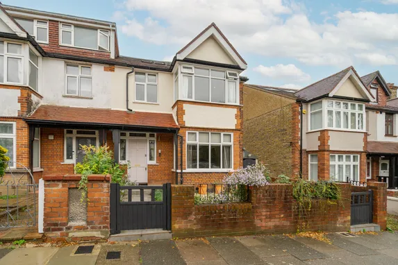 Highview Road, Ealing, W13