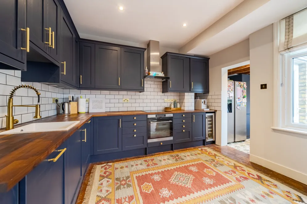 Highview Road, Ealing, W13 photo 4