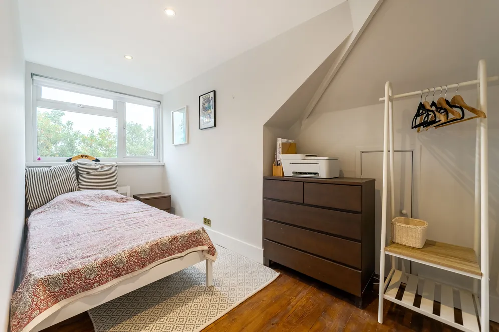 Highview Road, Ealing, W13 photo 11