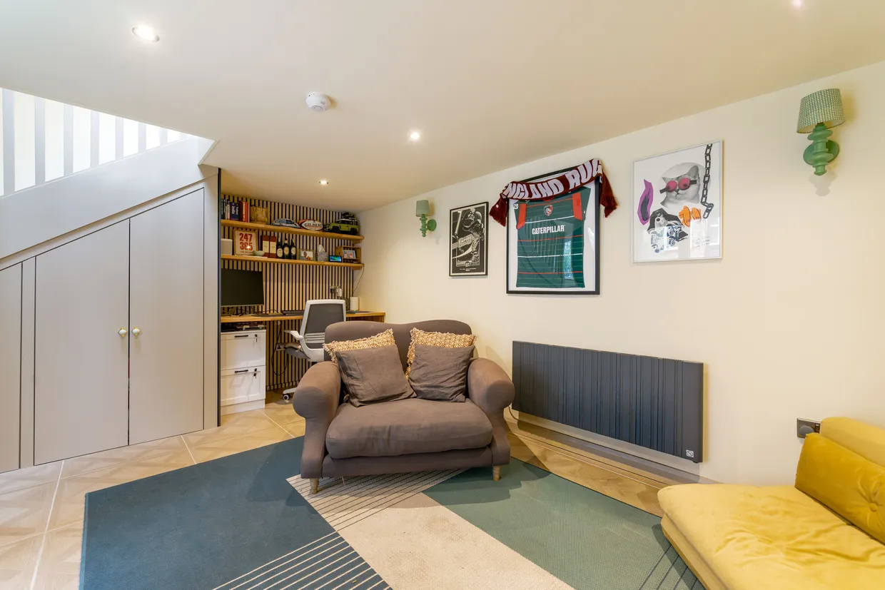 Highview Road, Ealing, W13 photo 15