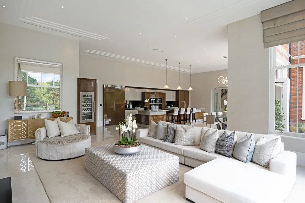 Brooks Close, Weybridge, KT13 photo 10