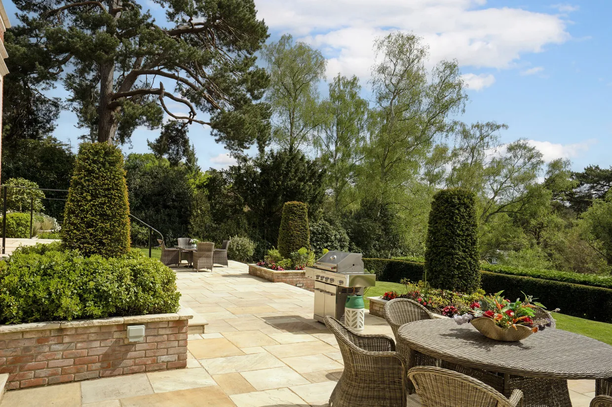 Brooks Close, Weybridge, KT13 photo 23
