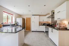 The Avenue Stratford-upon-Avon CV37 photo 5