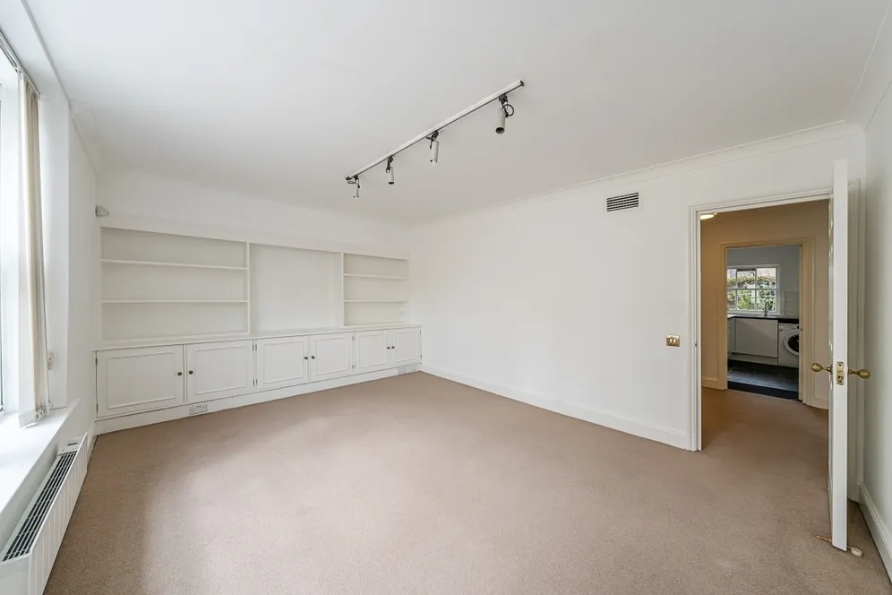 Millbank Westminster SW1P photo 6