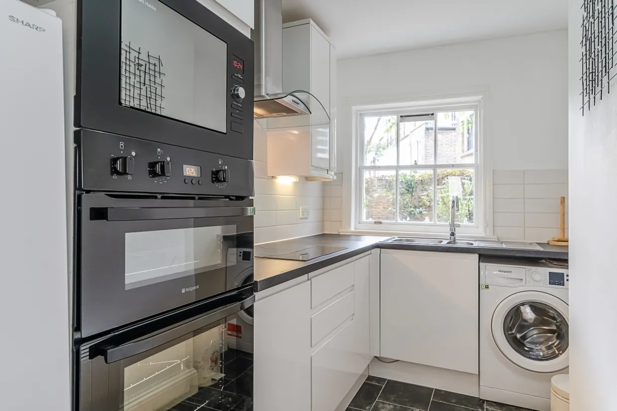 Millbank Westminster SW1P photo 7