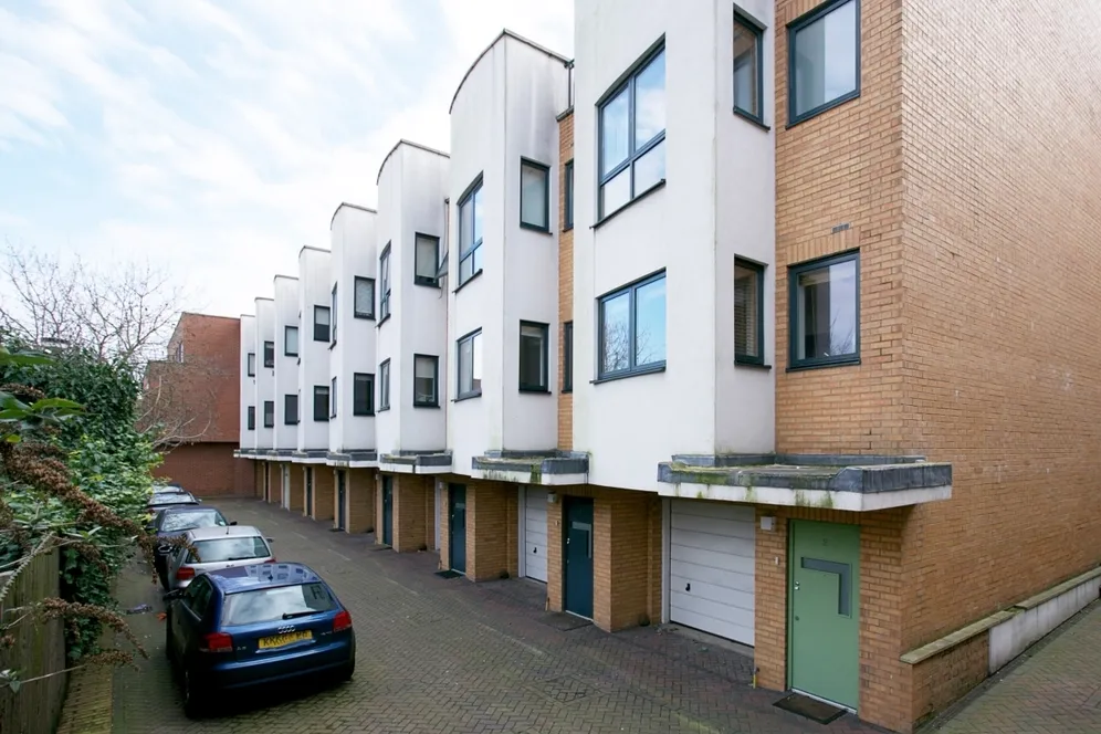 Wilberforce Mews London SW4 photo 10