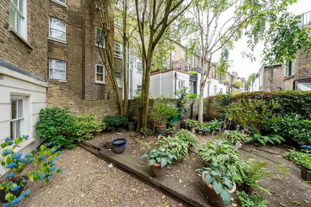 Millbank Westminster SW1P photo 14