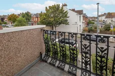 Replingham Road London SW18 photo 3