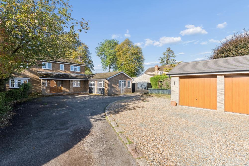 Lodge Park, Whittlebury, Towcester Image 1