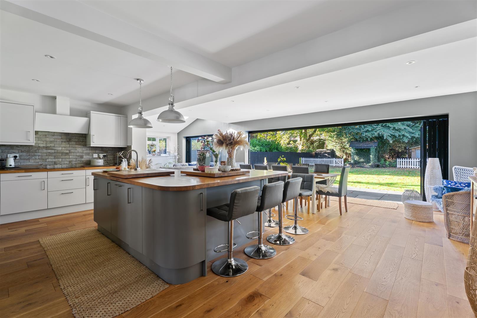 Lodge Park, Whittlebury, Towcester Image 3
