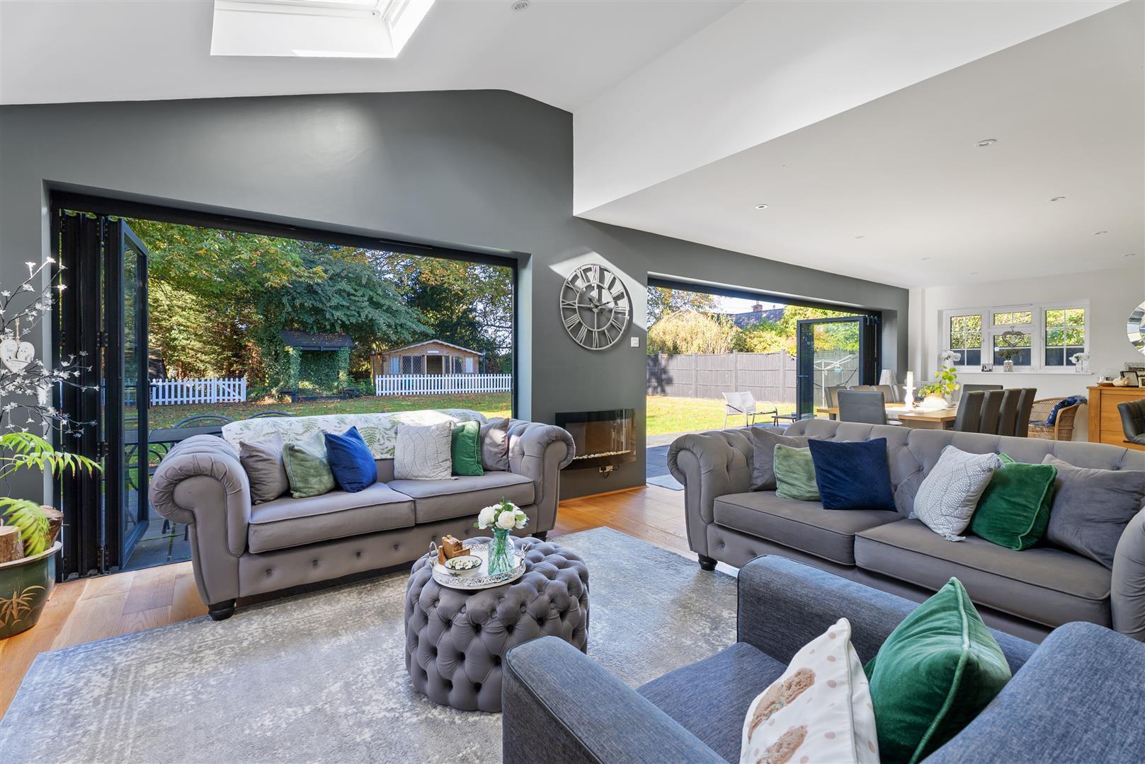 Lodge Park, Whittlebury, Towcester Image 8