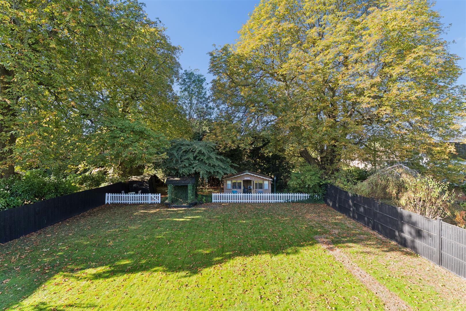 Lodge Park, Whittlebury, Towcester Image 21