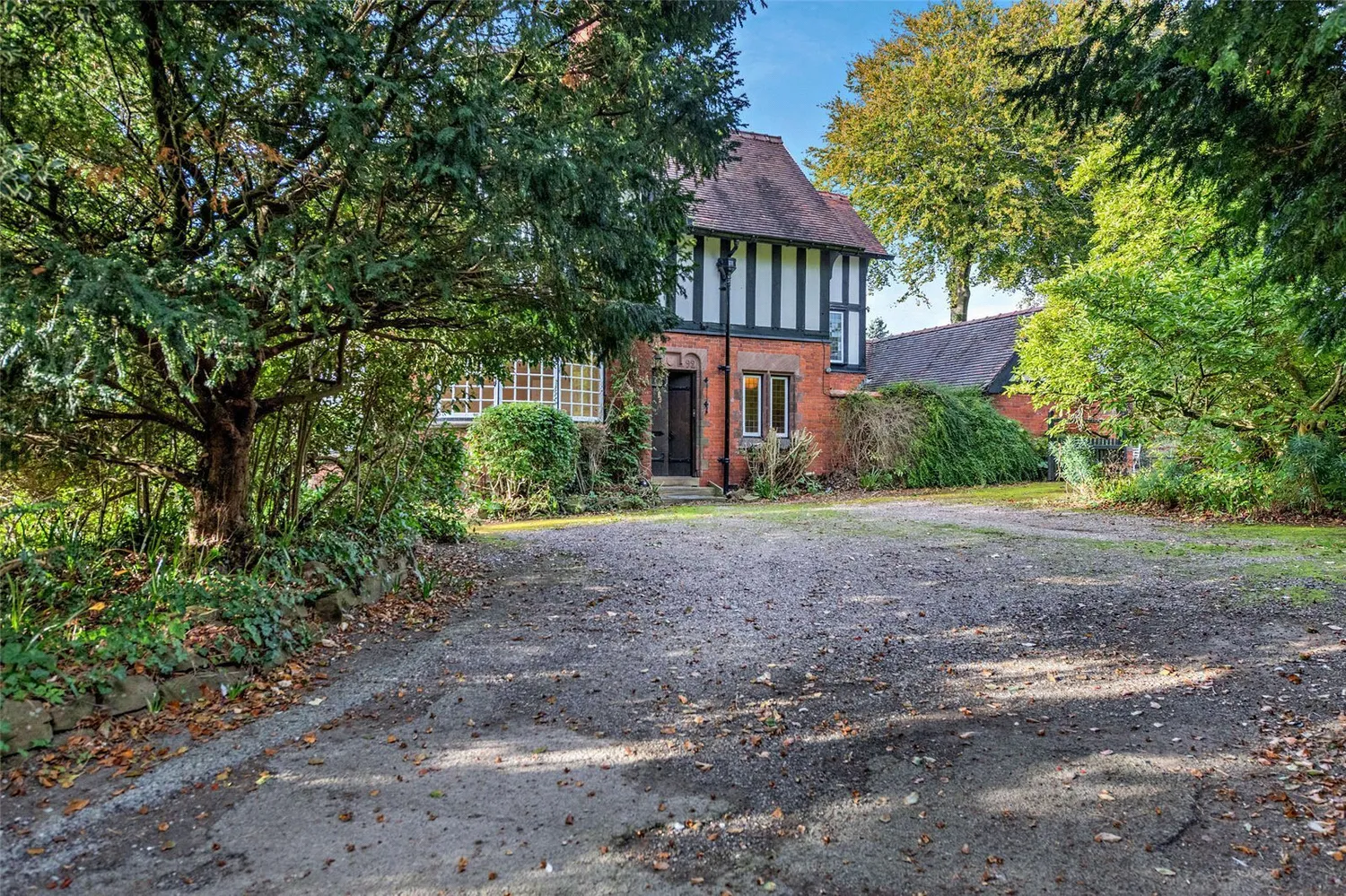 St. Georges Way, Thornton Hough, CH63 photo 30