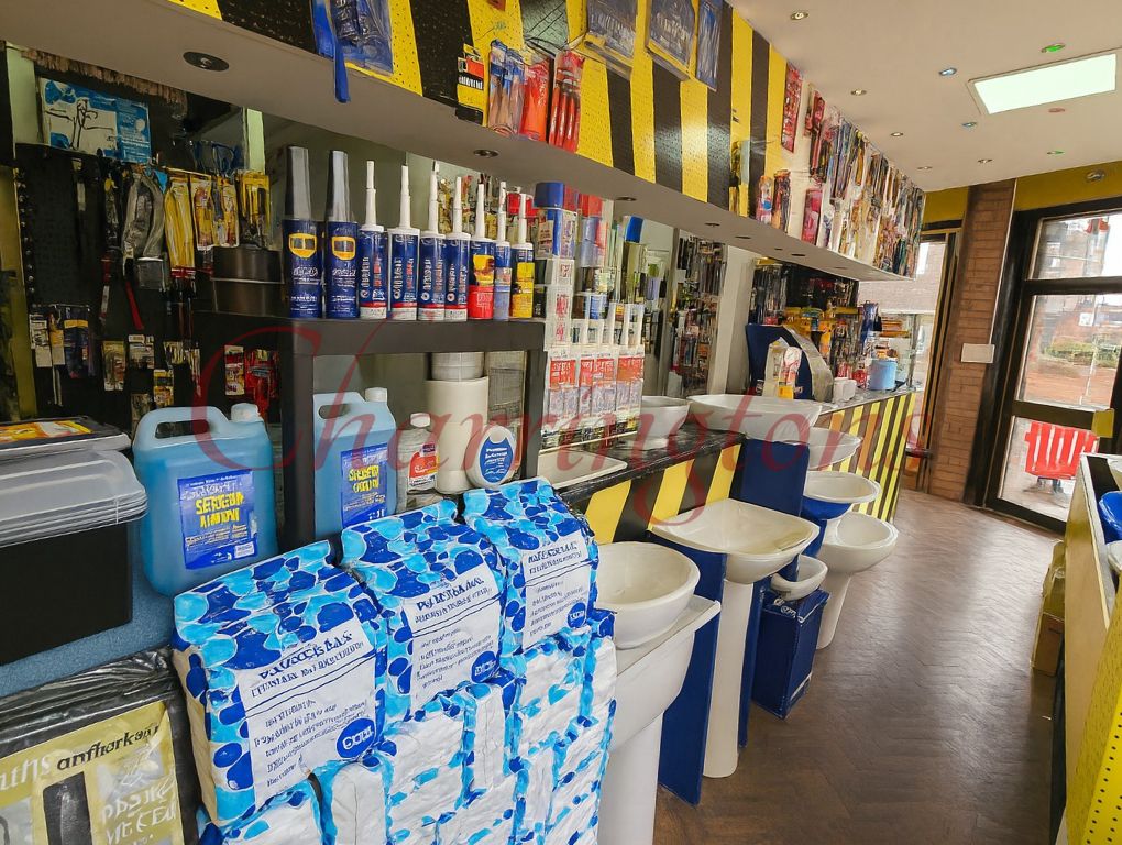 PROMINENT RETAIL SHOP TO LET  730 SQ FT  WEST HENDON NW9 Image 4