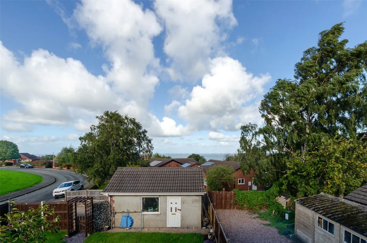 Rhodfa Lwyd, Llysfaen, Conwy, LL29