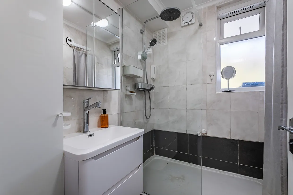 Netherwood Road, London, W14 photo 8