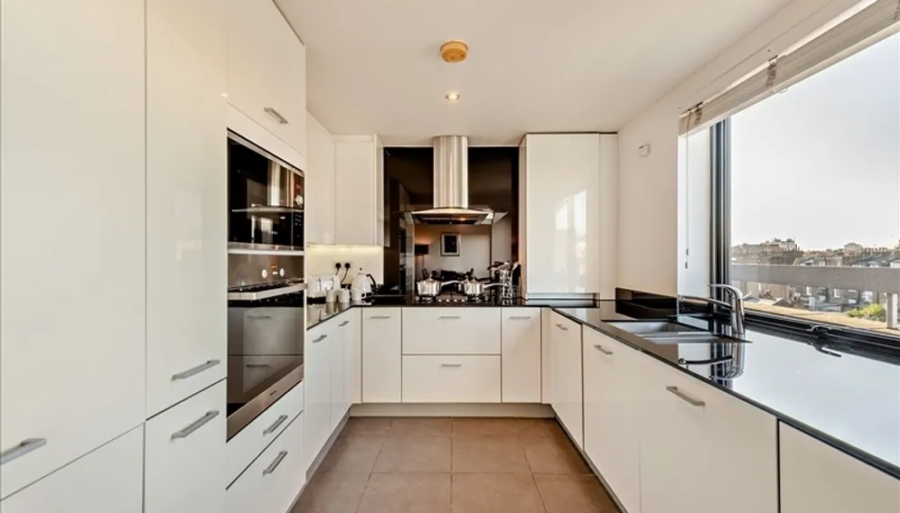 Fulham Road Chelsea SW3 photo 2